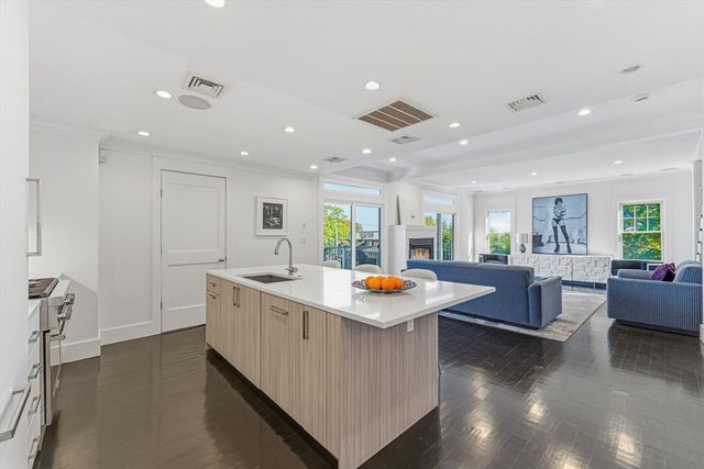 108 Cushing Ave 2, Boston, MA 02125