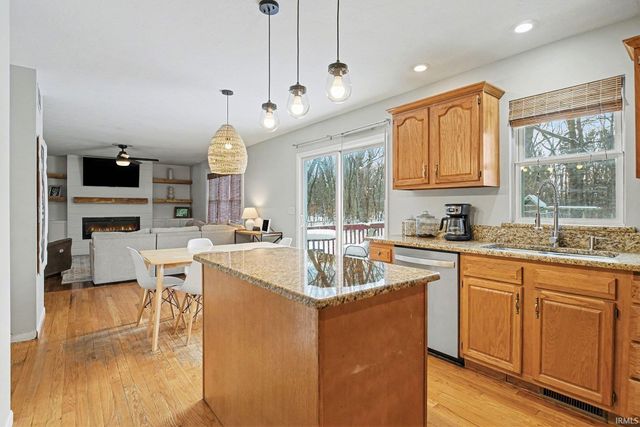 55875 Season Court, Osceola, IN 46561