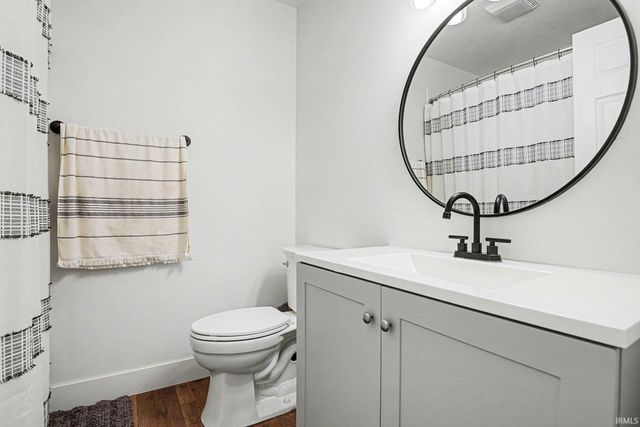 55875 Season Court, Osceola, IN 46561