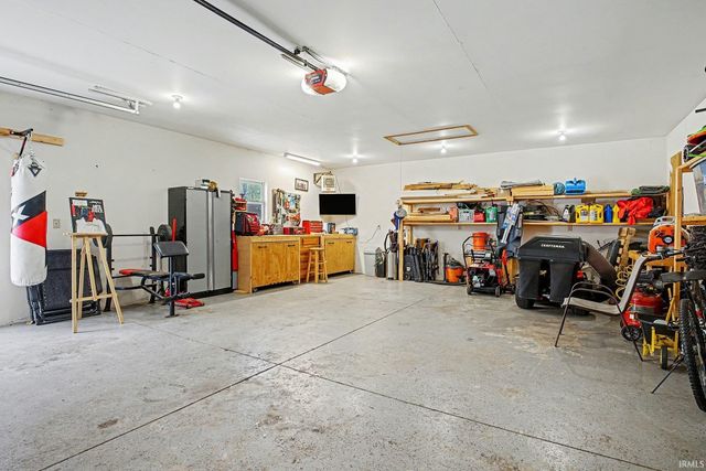 55875 Season Court, Osceola, IN 46561