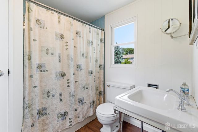 39 Kearney Road, Sayreville, NJ 08879