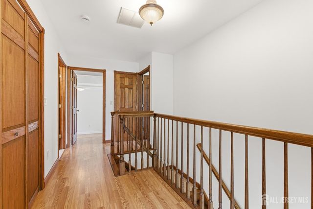 39 Kearney Road, Sayreville, NJ 08879