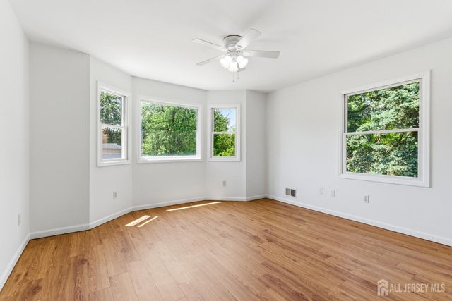 39 Kearney Road, Sayreville, NJ 08879