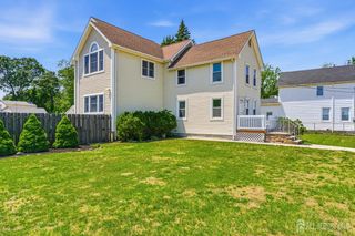 39 Kearney Road, Sayreville, NJ 08879