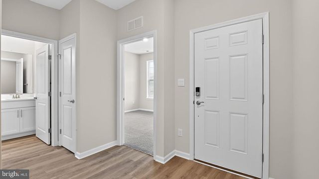 221 HUNTINGTON DR, Egg Harbor Township, NJ 08234