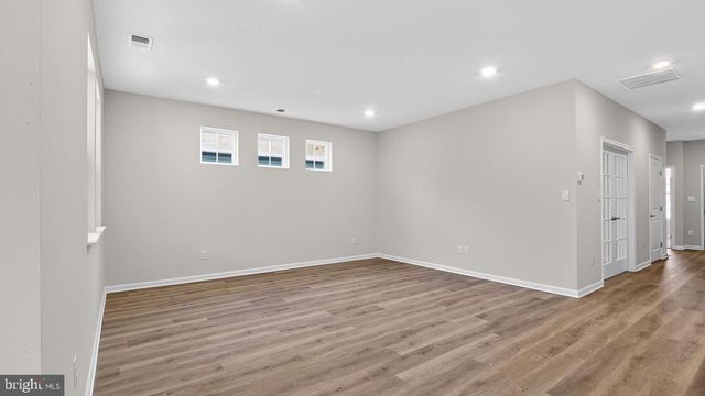 221 HUNTINGTON DR, Egg Harbor Township, NJ 08234