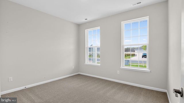 221 HUNTINGTON DR, Egg Harbor Township, NJ 08234