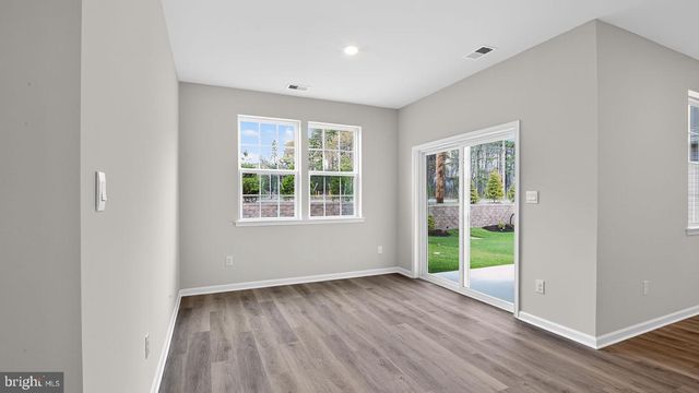 221 HUNTINGTON DR, Egg Harbor Township, NJ 08234