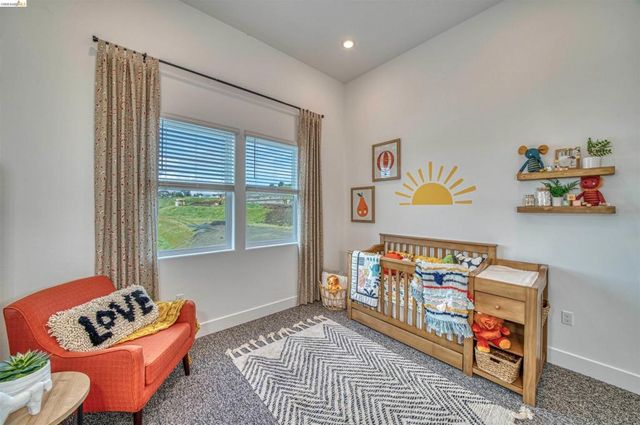 28951 Parkridge Loop 87, Hayward, CA 94544