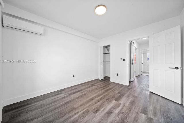 3551 SW 10th St 8A, Miami, FL 33135