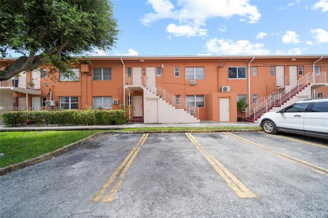 3551 SW 10th St 8A, Miami, FL 33135