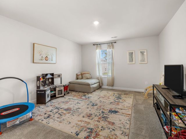 688 Grays Creek Road, Spartanburg, SC 29303