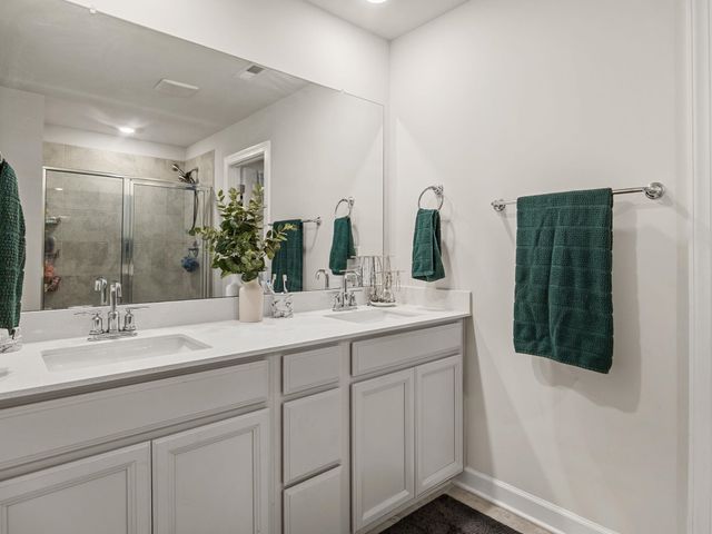 688 Grays Creek Road, Spartanburg, SC 29303