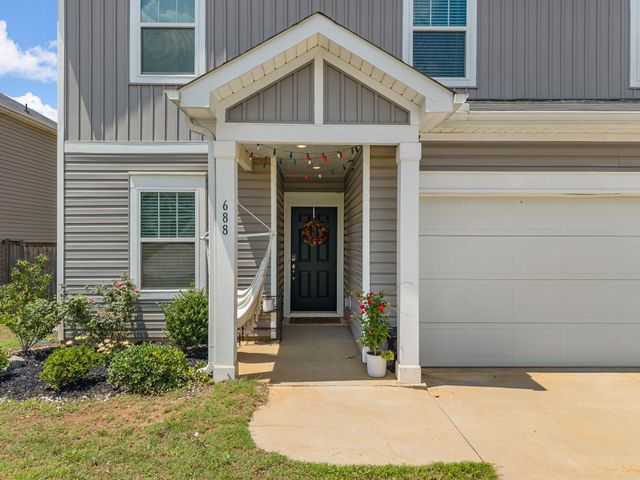 688 Grays Creek Road, Spartanburg, SC 29303