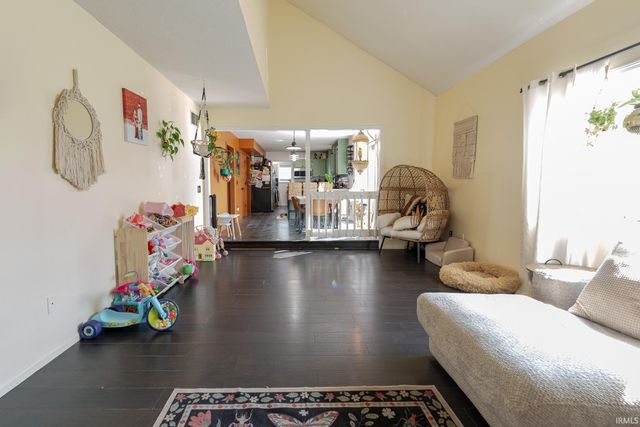 3011 Easton Ridge Place, Fort Wayne, IN 46818
