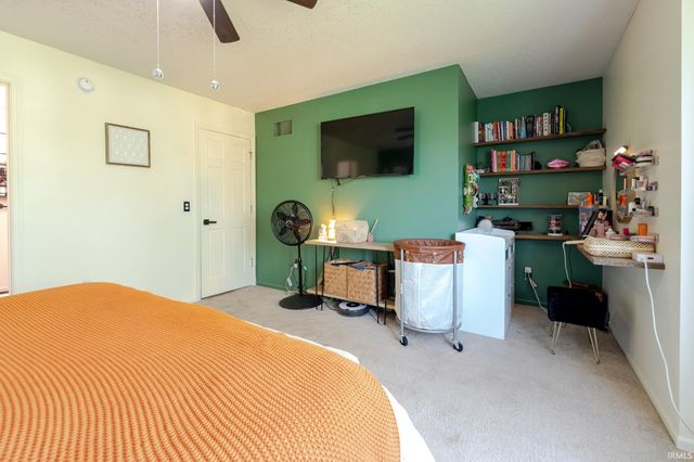 3011 Easton Ridge Place, Fort Wayne, IN 46818