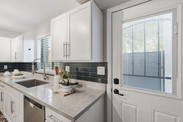 3501 N 64TH Street 26, Scottsdale, AZ 85251