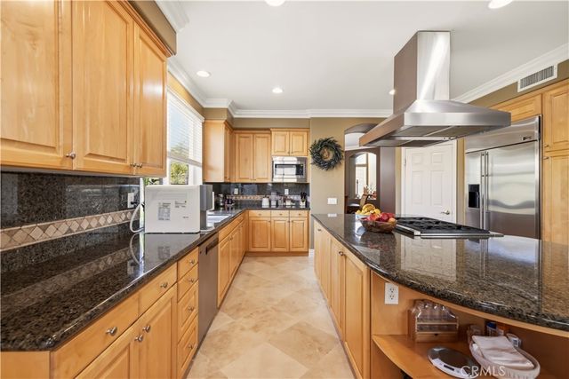 5861 Mustang Drive, Simi Valley, CA 93063