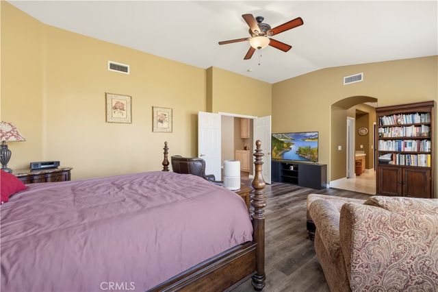 5861 Mustang Drive, Simi Valley, CA 93063
