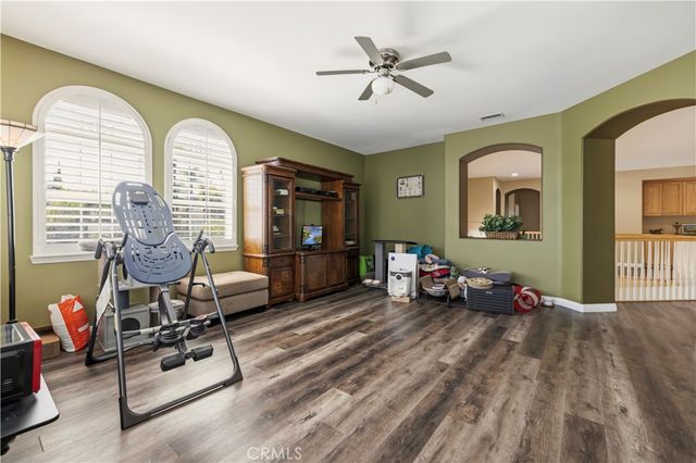 5861 Mustang Drive, Simi Valley, CA 93063
