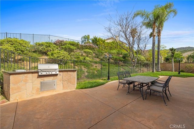 5861 Mustang Drive, Simi Valley, CA 93063