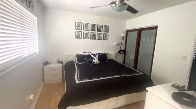 2200 S Cypress Bend Drive 905, Pompano Beach, FL 33069