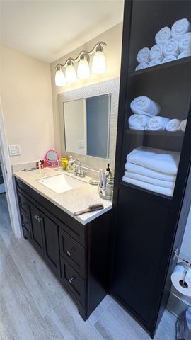 2200 S Cypress Bend Drive 905, Pompano Beach, FL 33069