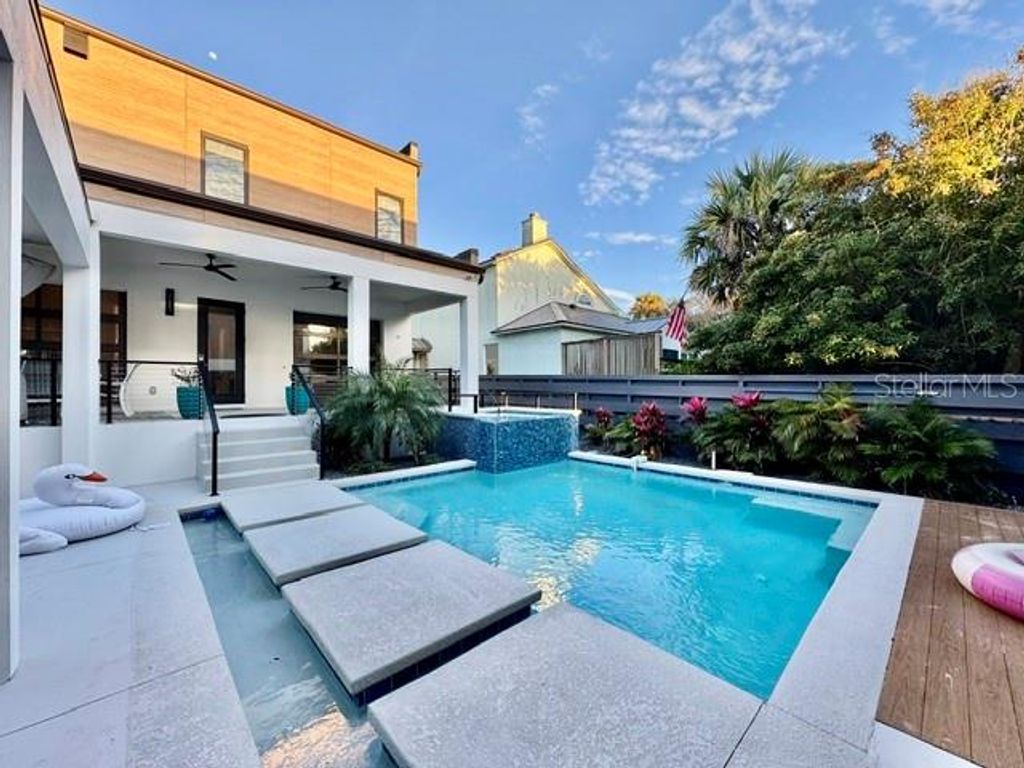 1324 S DAYTONA AVENUE, Flagler Beach, FL 32136