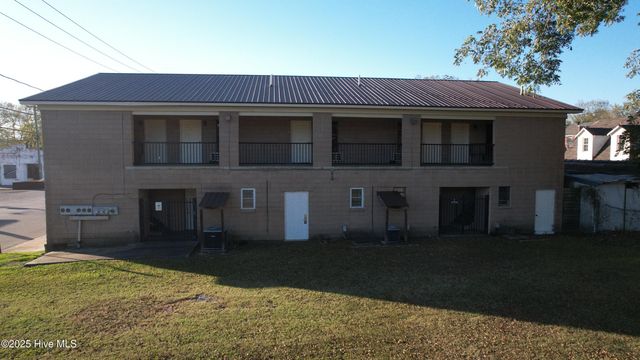 300 Maple Street N, Ahoskie, NC 27910