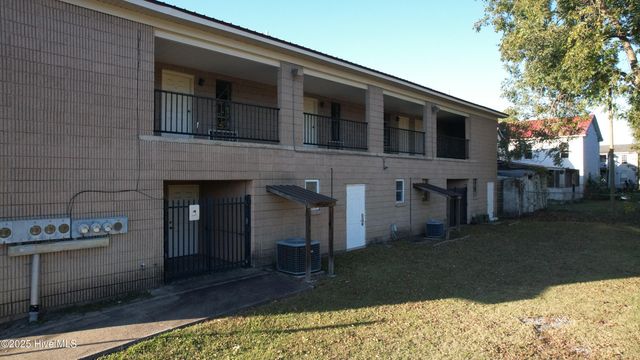 300 Maple Street N, Ahoskie, NC 27910