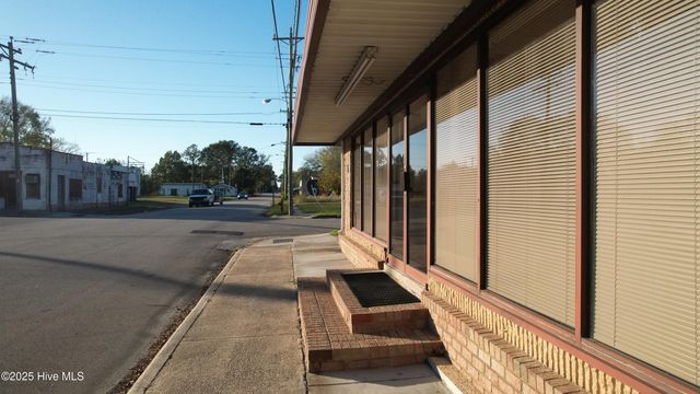 300 Maple Street N, Ahoskie, NC 27910