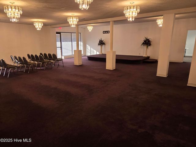 300 Maple Street N, Ahoskie, NC 27910