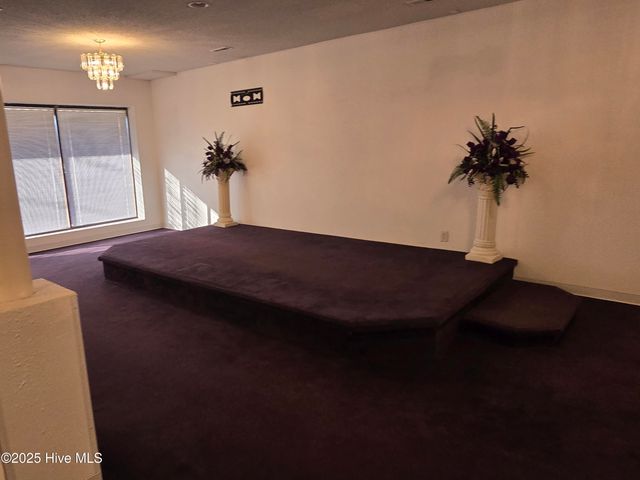 300 Maple Street N, Ahoskie, NC 27910