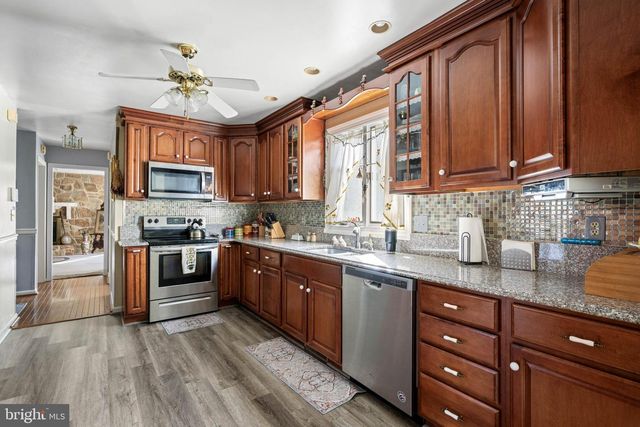 4 GREENLEAF LN, Seaford, DE 19973