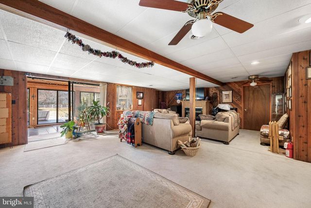 4 GREENLEAF LN, Seaford, DE 19973