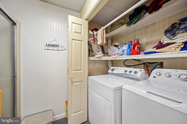 4 GREENLEAF LN, Seaford, DE 19973