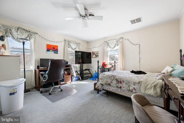 4 GREENLEAF LN, Seaford, DE 19973