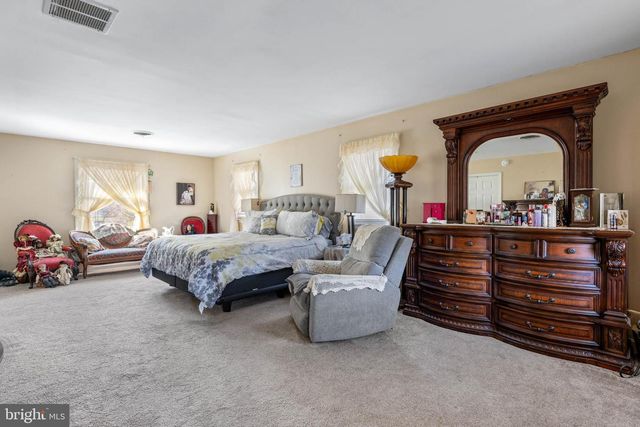 4 GREENLEAF LN, Seaford, DE 19973