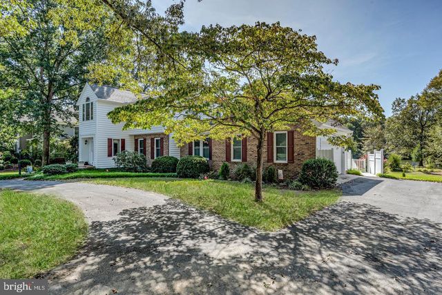 4 GREENLEAF LN, Seaford, DE 19973