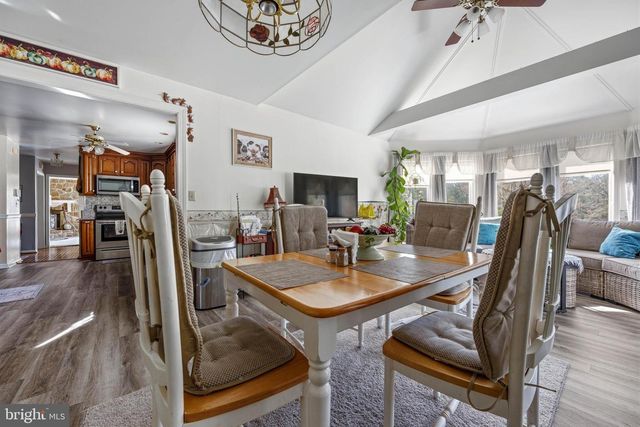 4 GREENLEAF LN, Seaford, DE 19973