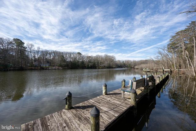 4 GREENLEAF LN, Seaford, DE 19973