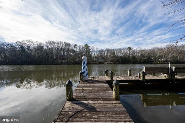 4 GREENLEAF LN, Seaford, DE 19973