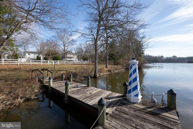 4 GREENLEAF LN, Seaford, DE 19973