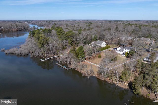 4 GREENLEAF LN, Seaford, DE 19973