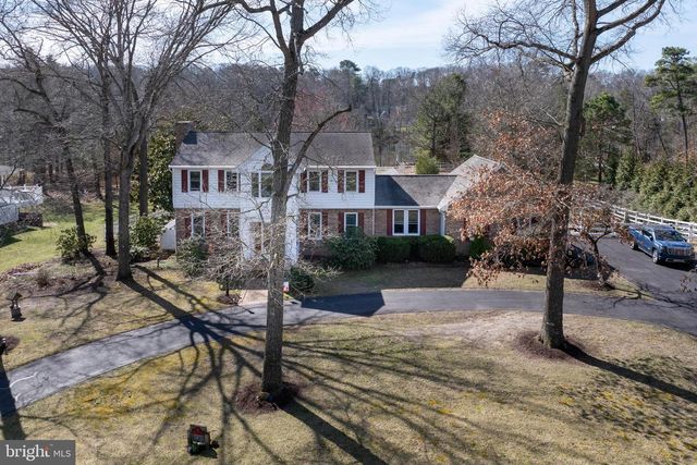 4 GREENLEAF LN, Seaford, DE 19973