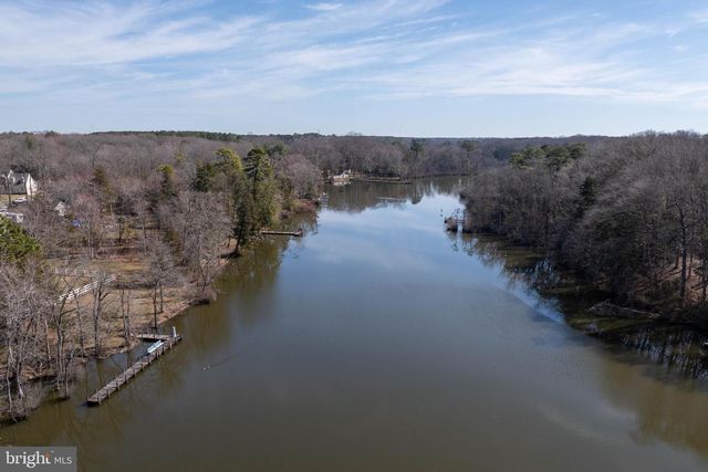 4 GREENLEAF LN, Seaford, DE 19973