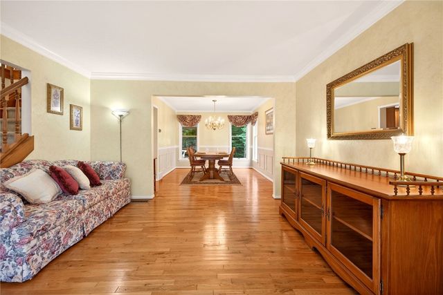 1500 Fallen Leaf, Webster, NY 14580