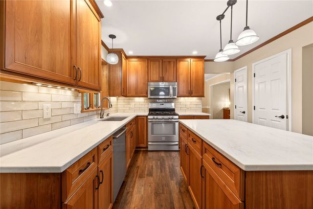 1500 Fallen Leaf, Webster, NY 14580