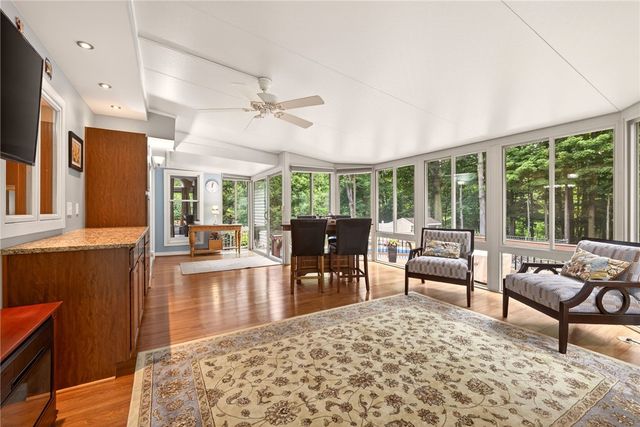1500 Fallen Leaf, Webster, NY 14580