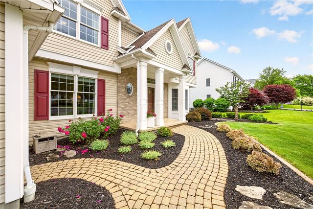 1500 Fallen Leaf, Webster, NY 14580
